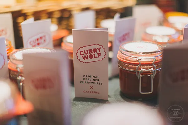 Currywurst-Catering with Currywurst im Glas